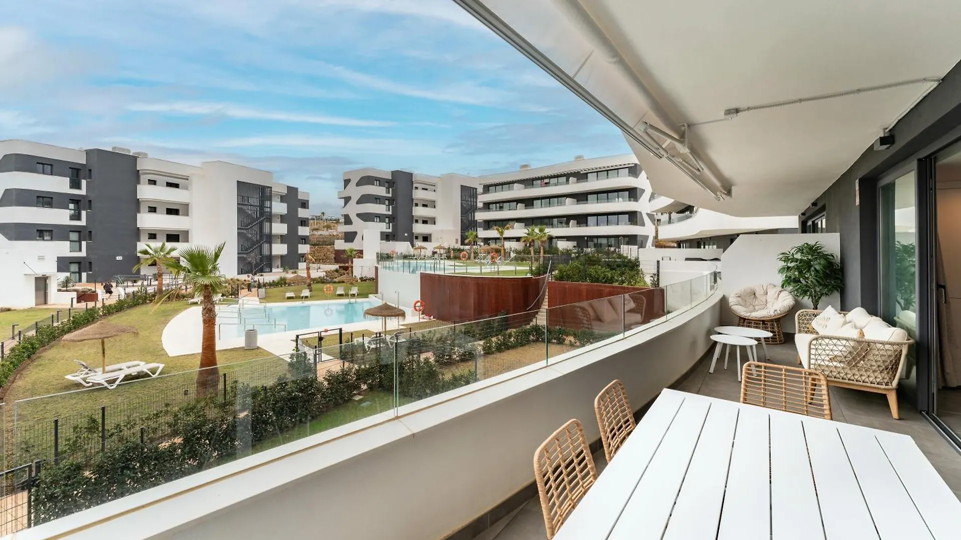 Higueron Oasis Elite Apartment Fuengirola